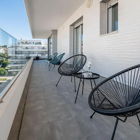 Newly Built 3 Bdrm Modern W Gym, Pool, & Views Apartment Marbella